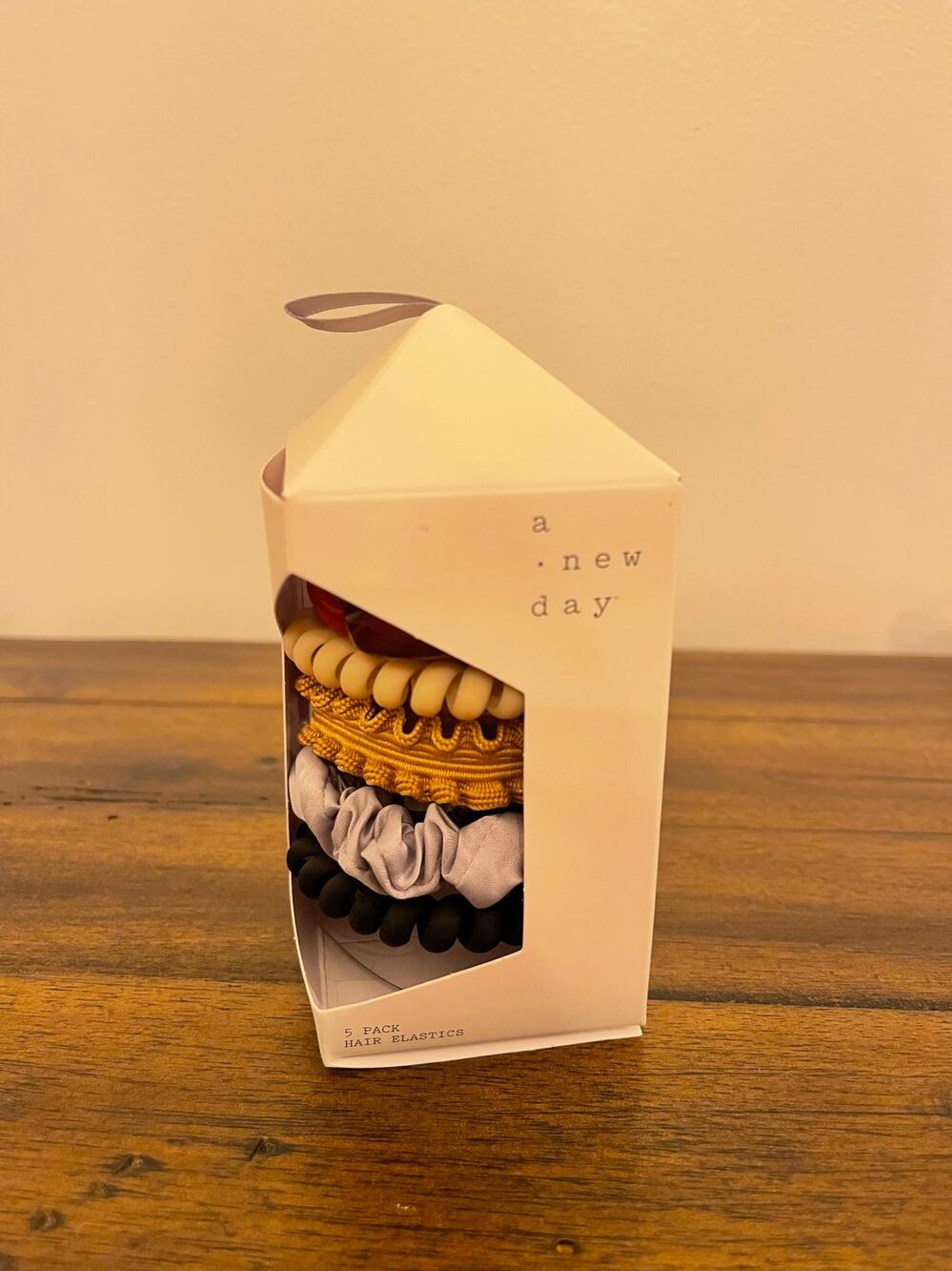 A New Day 5 Pack Hair Elastics Brand New